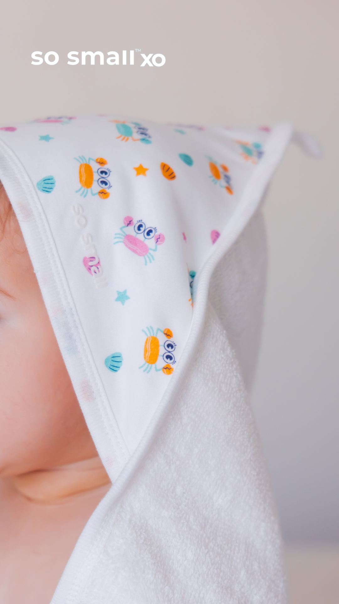 منشفة بغطاء رأس so small xo من القطن المصري الفاخر-  تصميم أصدقاء البحر