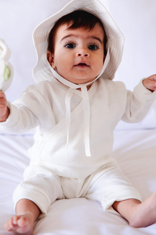 Organic Woven Muslin Two-Piece Set- Marshmallow White